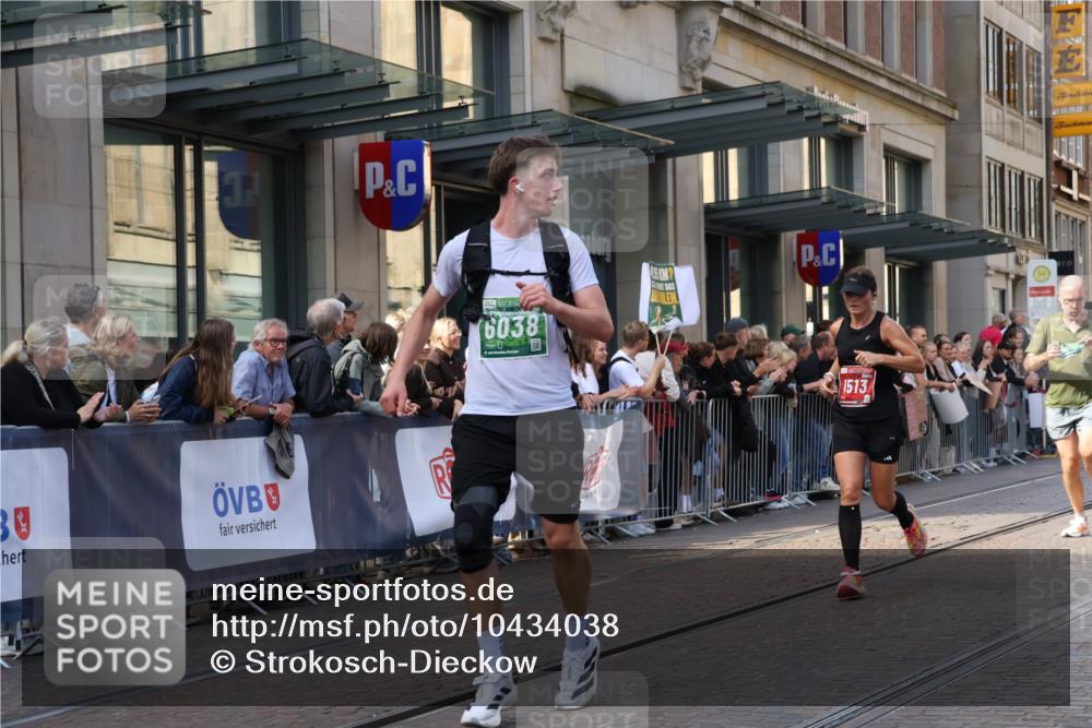 13.09.2026 - 21. swb-Marathon Bremen Strokosch-Dieckow http://msf.ph/oto/10434038 13.09.2026 13:13:02 Ziel 280, 621, 779, 987, 1207, 2130, 2360, 2498, 2882, 2962, 3566, 3625, 4582, 5345, 5769, 6038, 6394, 6407, 7874, 8197, 8464, 8477, 8568, 8963, 9092, 313, 868, 1513, 2350, 2442, 2498, 2559, 2801, 2858, 3988, 4605, 5379, 5965, 6349, 8029, 8291, 8419, 8798, 9217, 13106, 13140 meine-sportfotos.de