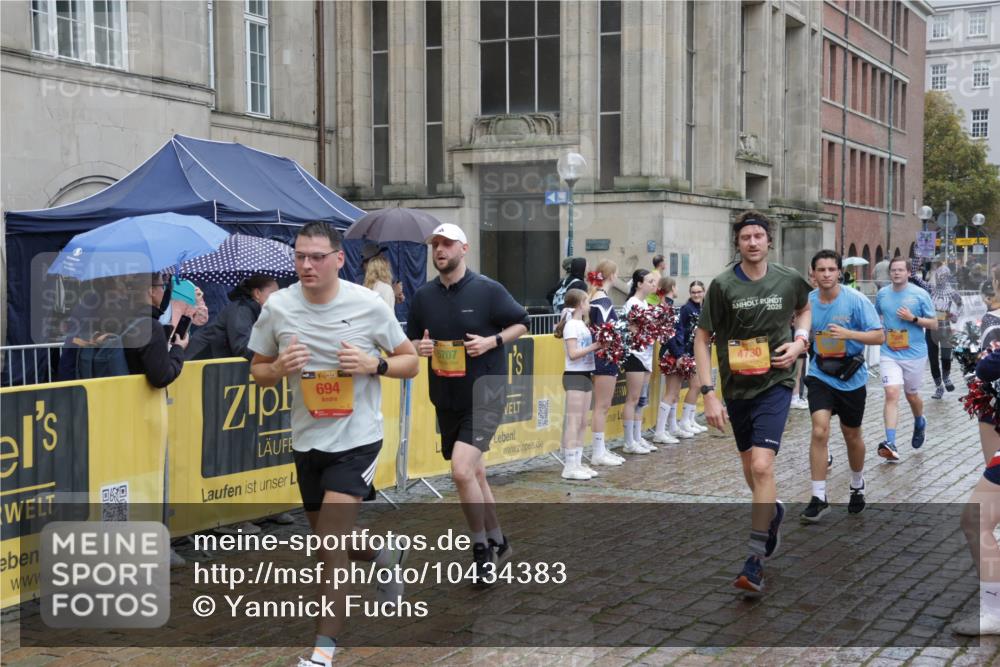 13.09.2026 - Kiel Lauf Yannick Fuchs http://msf.ph/oto/10434383 13.09.2026 11:44:26 Ziel  meine-sportfotos.de