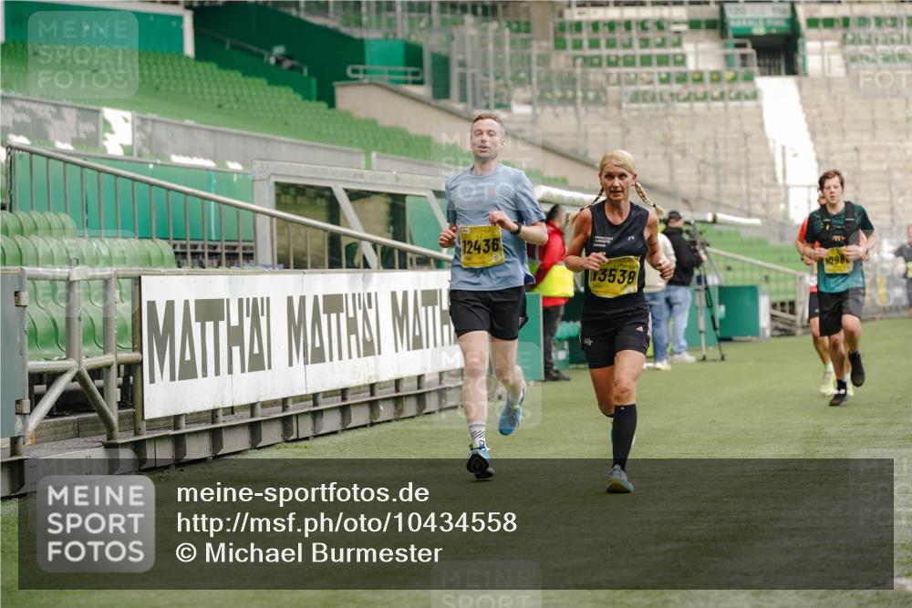 13.09.2026 - 21. swb-Marathon Bremen Michael Burmester http://msf.ph/oto/10434558 13.09.2026 10:25:04 Laufen im Stadion 10143, 10312, 10328, 10336, 10337, 10341, 10342, 10346, 10358, 10456, 10520, 10592, 10593, 10618, 10632, 10742, 10775, 10816, 10861, 10972, 10988, 11019, 11020, 11042, 11088, 11108, 11143, 11201, 11265, 11312, 11373, 11375, 11426, 11442, 11447, 11468, 11527, 11607, 11615, 11628, 11630, 11632, 11704, 11758, 11779, 11826, 11895, 11903, 11948, 12144, 12246, 12281, 12406, 12426, 12442, 12468, 12469, 12477, 12525, 13520, 13566, 13580, 13585, 13586 meine-sportfotos.de