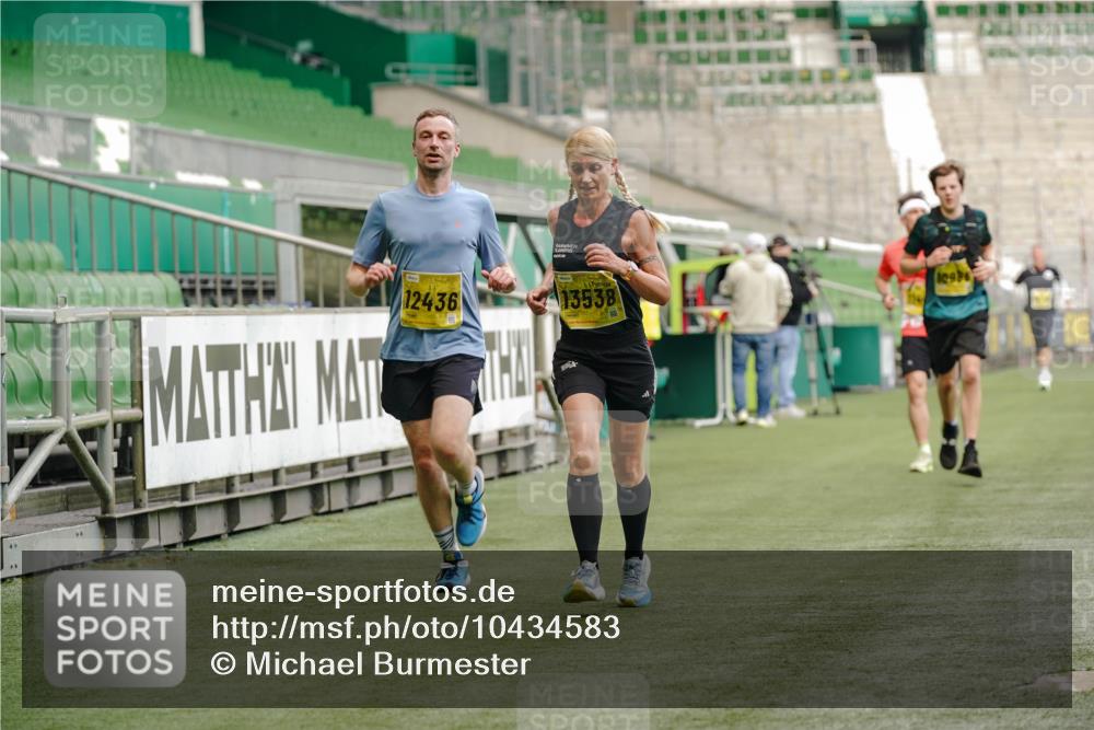13.09.2026 - 21. swb-Marathon Bremen Michael Burmester http://msf.ph/oto/10434583 13.09.2026 10:25:05 Laufen im Stadion 10143, 10312, 10328, 10336, 10337, 10341, 10342, 10346, 10358, 10456, 10520, 10592, 10593, 10618, 10632, 10742, 10775, 10816, 10861, 10972, 10988, 11019, 11020, 11042, 11088, 11108, 11143, 11201, 11265, 11312, 11373, 11375, 11426, 11442, 11447, 11468, 11527, 11607, 11615, 11628, 11630, 11632, 11704, 11758, 11779, 11826, 11895, 11903, 11948, 12144, 12246, 12281, 12406, 12426, 12442, 12468, 12469, 12477, 12525, 13520, 13566, 13580, 13585, 13586 meine-sportfotos.de