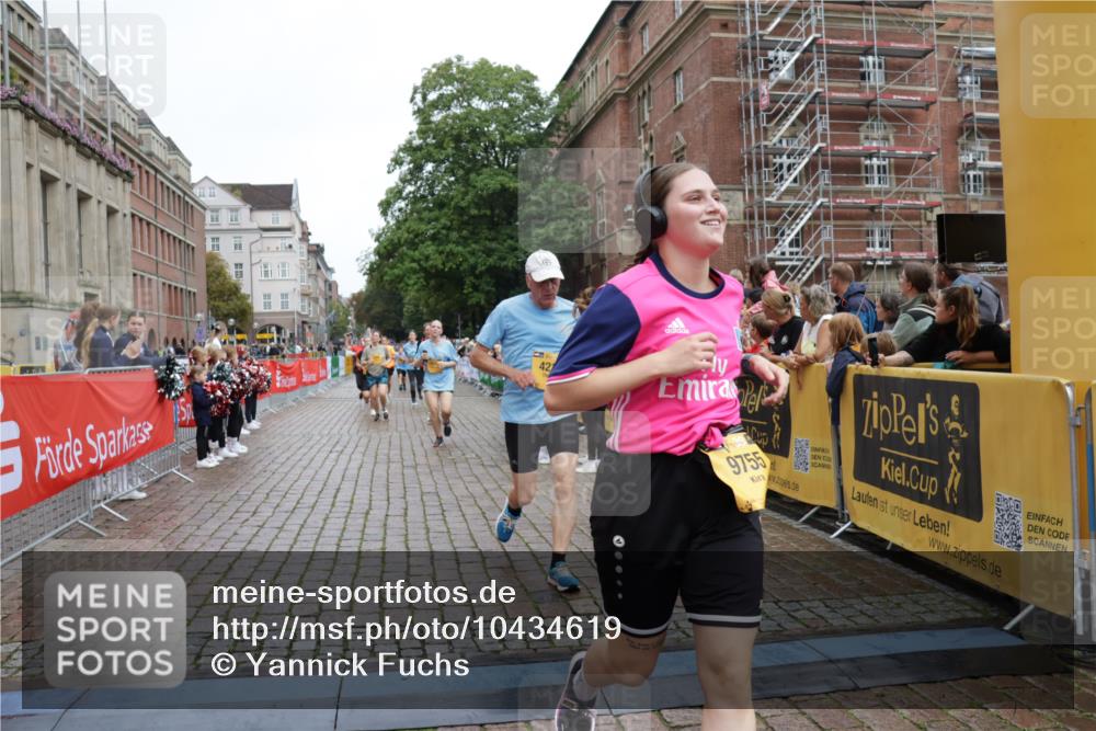 13.09.2026 - Kiel Lauf Yannick Fuchs http://msf.ph/oto/10434619 13.09.2026 09:48:14 Ziel 872, 1047, 1227, 1976, 2656, 2671, 2970, 4219, 4467, 5185, 5825, 7070, 7247, 7481, 8080, 9755, 10200, 11954, 122, 218, 366, 390, 1713, 1743, 2241, 2755, 3735, 3812, 4103, 4225, 4288, 4365, 4400, 4460, 4467, 4710, 4952, 5215, 6078, 6242, 6809, 6942, 7258, 8096, 9694, 9697, 10823, 11396, 11654, 12007, 12099, 12167, 12393, 1493, 1731, 2943, 4350, 5518, 6464, 8455, 466, 3373, 4011, 4400, 4479, 4480, 4952, 5517, 6696, 7767, 8503, 8833, 9528, 9697, 10789 meine-sportfotos.de