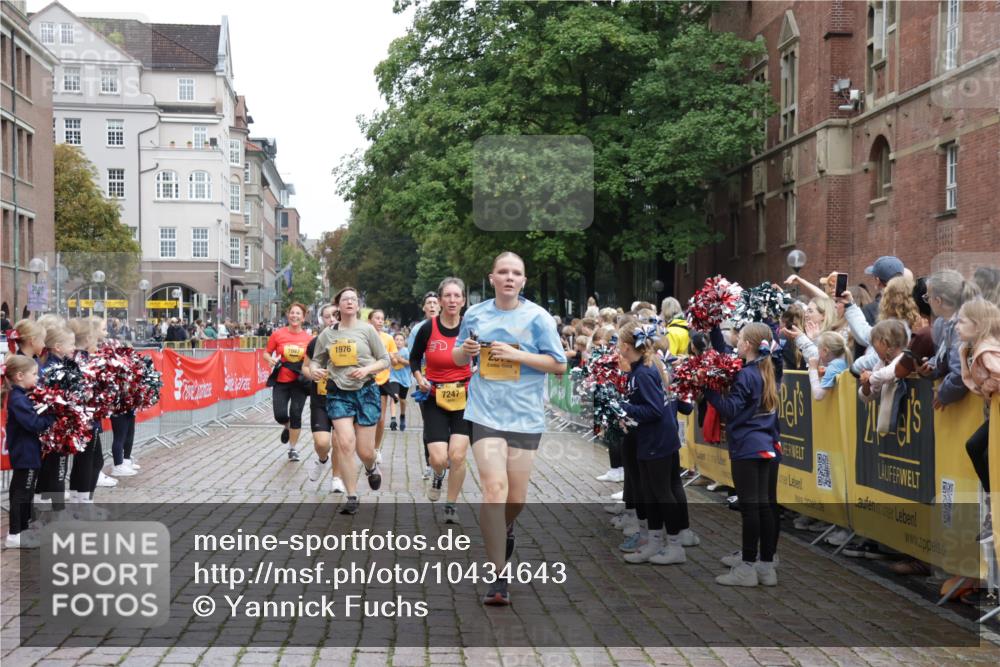 13.09.2026 - Kiel Lauf Yannick Fuchs http://msf.ph/oto/10434643 13.09.2026 09:48:15 Ziel 872, 1047, 1227, 1976, 2656, 2671, 2970, 4219, 5185, 5825, 6464, 7070, 7247, 7481, 8080, 9755, 10200, 11954, 122, 218, 366, 390, 1713, 1743, 2241, 2755, 3735, 3812, 4103, 4225, 4288, 4365, 4400, 4460, 4467, 4710, 4952, 5215, 6078, 6242, 6809, 6942, 7258, 8096, 9694, 9697, 10823, 11396, 11654, 12007, 12099, 12167, 12393, 1493, 1731, 2943, 4350, 5518, 8455, 466, 3373, 4011, 4400, 4479, 4480, 4952, 7767, 8503, 8833, 9528, 9697 meine-sportfotos.de