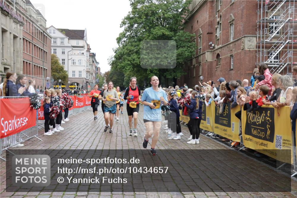 13.09.2026 - Kiel Lauf Yannick Fuchs http://msf.ph/oto/10434657 13.09.2026 09:48:16 Ziel 872, 1047, 1227, 1976, 2656, 2671, 2970, 4219, 5185, 5825, 6464, 7070, 7247, 7481, 8080, 9755, 10200, 11954, 122, 218, 366, 390, 1227, 1713, 1743, 2241, 2755, 3735, 3812, 4103, 4225, 4288, 4365, 4400, 4460, 4467, 4710, 4952, 5215, 6078, 6242, 6809, 6942, 7258, 8096, 9694, 9697, 10823, 11396, 11654, 12007, 12099, 12167, 12393, 1493, 1731, 2943, 4350, 5518, 8455, 466, 3373, 4011, 4400, 4479, 4952, 7767, 8503, 8833, 9528, 9697 meine-sportfotos.de