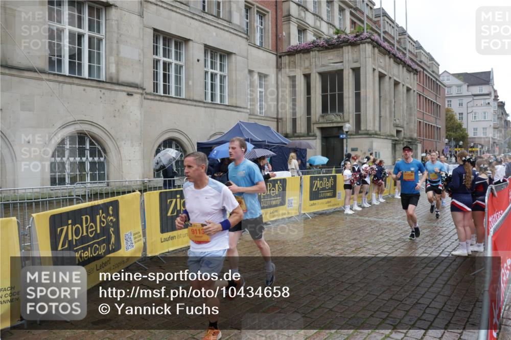 13.09.2026 - Kiel Lauf Yannick Fuchs http://msf.ph/oto/10434658 13.09.2026 11:44:38 Ziel  meine-sportfotos.de