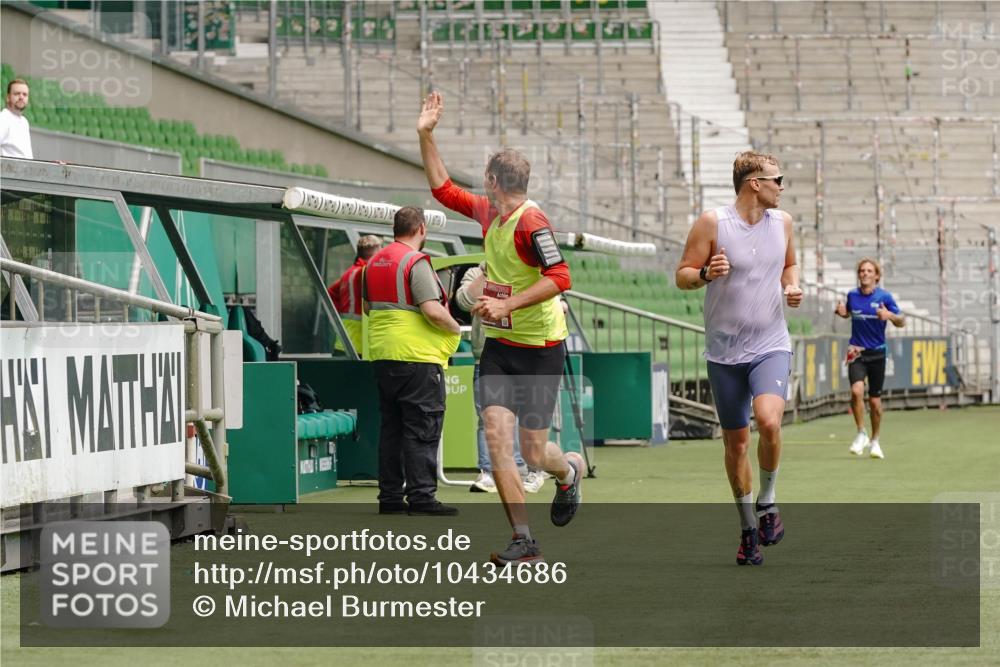 13.09.2026 - 21. swb-Marathon Bremen Michael Burmester http://msf.ph/oto/10434686 13.09.2026 12:36:50 Laufen im Stadion 365, 466, 658, 850, 1288, 1385, 1485, 1550, 1583, 1754, 1875, 1993, 2073, 2585, 3617, 4232, 7244, 7692, 7768, 8075, 8729, 13033, 299, 482, 525, 919, 1212, 1606, 1629, 2072, 5428, 7741 meine-sportfotos.de