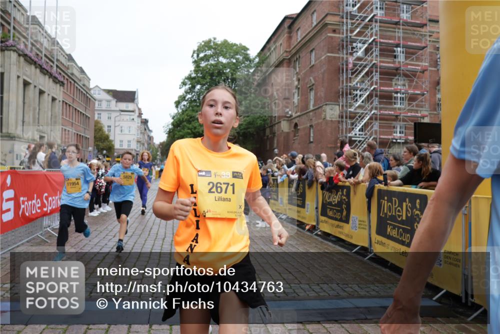 13.09.2026 - Kiel Lauf Yannick Fuchs http://msf.ph/oto/10434763 13.09.2026 09:48:21 Ziel 1047, 1493, 1976, 2656, 2671, 2970, 4219, 4350, 5185, 5518, 5825, 6464, 7247, 9755, 10200, 11954, 122, 218, 366, 872, 1227, 1713, 1743, 2241, 2755, 3735, 3812, 4103, 4219, 4225, 4288, 4365, 4460, 4467, 4710, 5215, 6078, 6242, 6809, 6942, 7070, 7258, 7481, 8080, 8096, 9694, 9755, 10823, 11396, 11654, 12007, 12099, 12167, 12393, 467, 1731, 2676, 2943, 3843, 6239, 7071, 7432, 8455, 10729, 11694, 390, 3735, 4103, 4365, 4400, 4460, 4952, 6078, 8096, 9697 meine-sportfotos.de