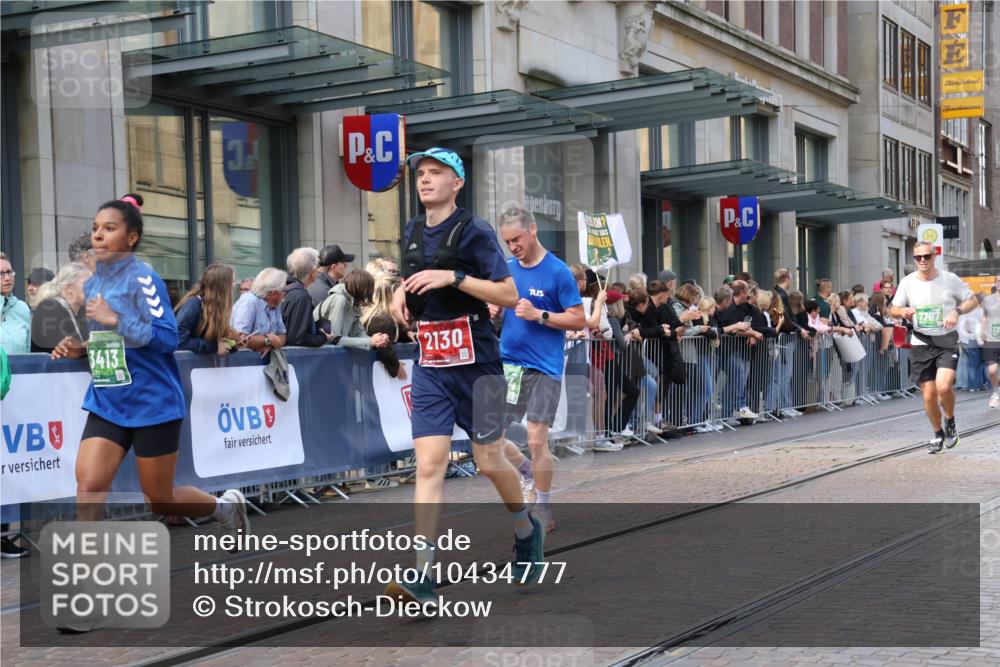 13.09.2026 - 21. swb-Marathon Bremen Strokosch-Dieckow http://msf.ph/oto/10434777 13.09.2026 13:13:29 Ziel 524, 670, 683, 1704, 1707, 1937, 2401, 2422, 2767, 3236, 3413, 5443, 6451, 7210, 7283, 7493, 7707, 8840, 9426, 9442, 9635, 9884, 13099, 280, 621, 779, 987, 1207, 2130, 2360, 2401, 2882, 2962, 3566, 4582, 5345, 5769, 6038, 6394, 6407, 8197, 8464, 8477, 8568, 8840, 8963, 9442 meine-sportfotos.de