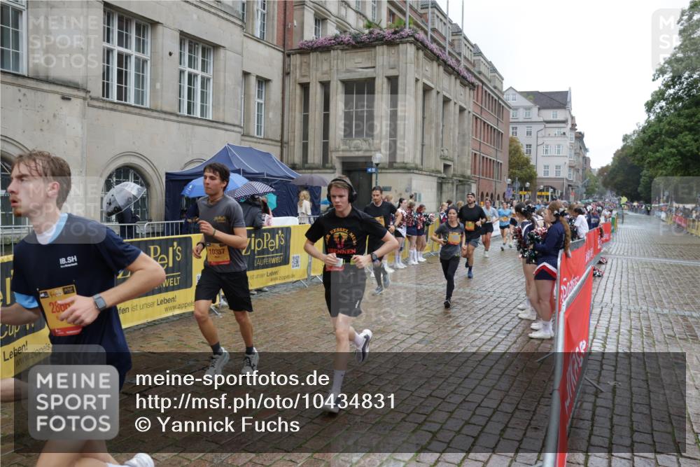 13.09.2026 - Kiel Lauf Yannick Fuchs http://msf.ph/oto/10434831 13.09.2026 11:44:54 Ziel  meine-sportfotos.de