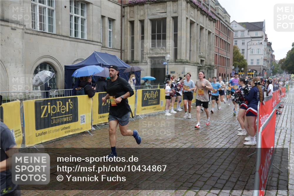 13.09.2026 - Kiel Lauf Yannick Fuchs http://msf.ph/oto/10434867 13.09.2026 11:44:57 Ziel  meine-sportfotos.de