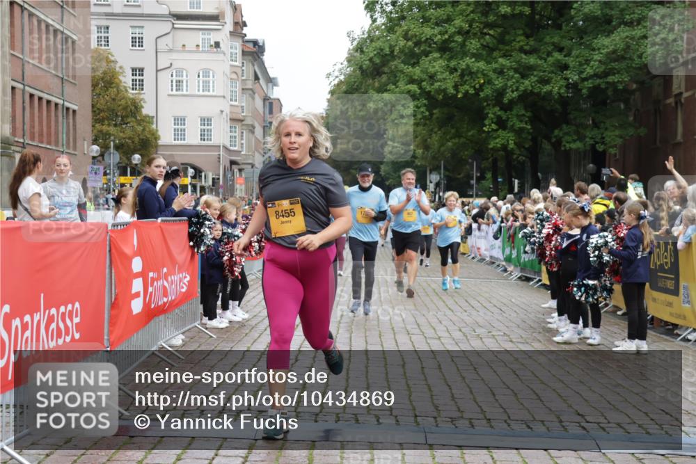 13.09.2026 - Kiel Lauf Yannick Fuchs http://msf.ph/oto/10434869 13.09.2026 09:48:34 Ziel 467, 1493, 1731, 2676, 2943, 3843, 7071, 7432, 8455, 10729, 11694, 366, 872, 1047, 1227, 1713, 1976, 2656, 2671, 2970, 4219, 4350, 4467, 4710, 5185, 5518, 5825, 6242, 6464, 7070, 7247, 7481, 8080, 9694, 9755, 10200, 11954, 830, 1547, 2047, 2663, 2852, 2921, 3509, 5784, 6239, 6362, 7448, 9209, 9382, 9384, 9691, 10458, 10961, 11054, 11184, 12614, 122, 218, 1713, 2241, 2755, 3812, 4225, 4288, 4710, 5215, 6809, 6942, 7258, 9694 meine-sportfotos.de