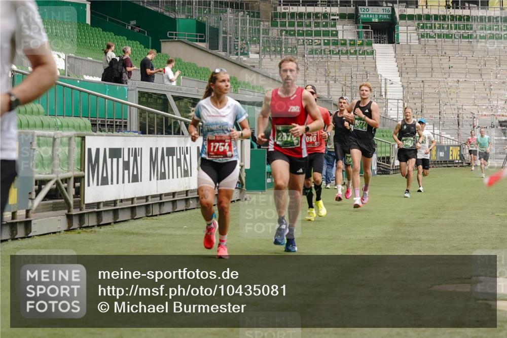 13.09.2026 - 21. swb-Marathon Bremen Michael Burmester http://msf.ph/oto/10435081 13.09.2026 12:37:22 Laufen im Stadion 365, 466, 658, 850, 895, 1090, 1118, 1288, 1385, 1485, 1583, 1604, 1754, 1993, 2073, 2585, 2670, 3617, 7244, 7768, 8075, 8081, 8729, 9522, 13033, 250, 272, 299, 525, 919, 1089, 1212, 2072, 5428, 7741 meine-sportfotos.de