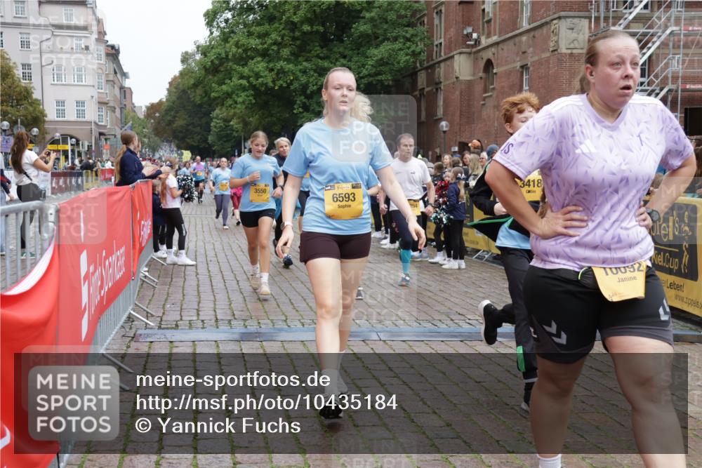 13.09.2026 - Kiel Lauf Yannick Fuchs http://msf.ph/oto/10435184 13.09.2026 09:49:00 Ziel 830, 3418, 3550, 4961, 6065, 6278, 6362, 6593, 8844, 9058, 9219, 9691, 10092, 11294, 11411, 12614, 467, 1493, 1547, 1731, 2047, 2663, 2676, 2852, 2921, 2943, 3509, 3843, 5784, 6239, 7071, 7432, 7448, 8455, 9209, 9382, 9384, 10458, 10729, 10961, 11054, 11184, 11694, 221, 784, 1559, 1561, 2115, 2592, 2626, 2731, 2867, 3094, 4173, 4333, 4364, 4962, 8617, 8681, 8869, 9001, 10150, 11190, 11322, 11989, 11990, 1493, 4350, 5185, 5518 meine-sportfotos.de