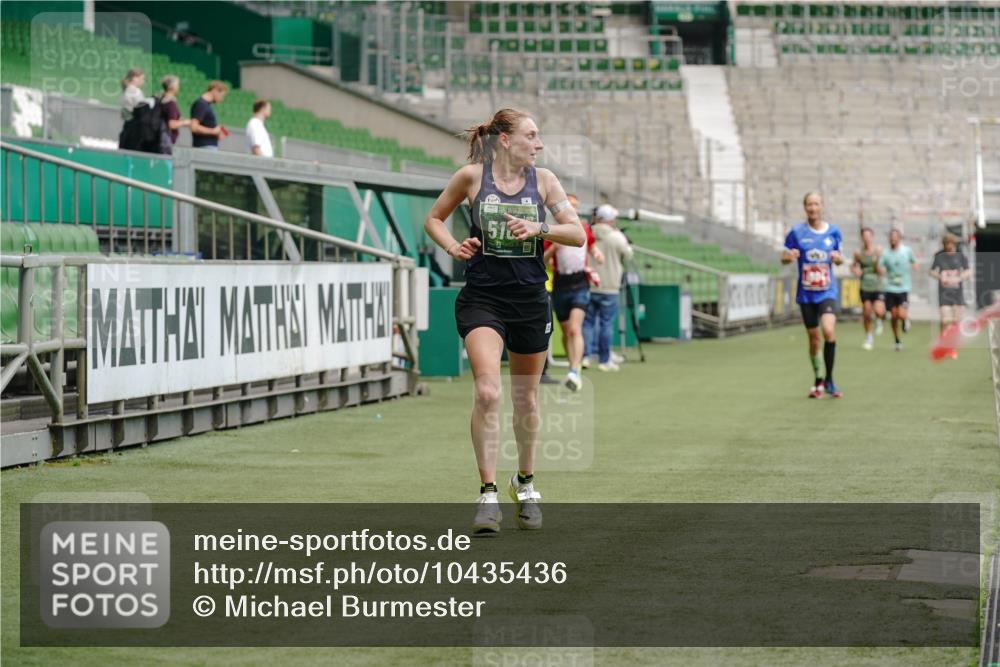 13.09.2026 - 21. swb-Marathon Bremen Michael Burmester http://msf.ph/oto/10435436 13.09.2026 12:37:50 Laufen im Stadion 277, 346, 466, 658, 895, 1090, 1118, 1320, 1323, 1385, 1485, 1583, 1604, 1754, 1911, 2073, 2141, 2352, 2585, 2670, 3080, 3606, 3617, 6112, 7244, 7650, 7768, 8077, 8081, 8729, 9399, 9522, 9617, 250, 272, 299, 525, 919, 1089, 1212, 2072, 5428, 7741 meine-sportfotos.de