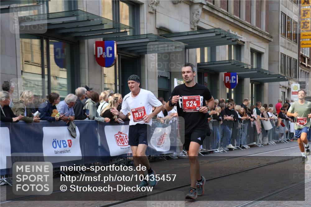 13.09.2026 - 21. swb-Marathon Bremen Strokosch-Dieckow http://msf.ph/oto/10435457 13.09.2026 13:13:58 Ziel 107, 235, 469, 1125, 1433, 1542, 1613, 1998, 2043, 2084, 2203, 2701, 2913, 2922, 3545, 4452, 4728, 5593, 5836, 5986, 6130, 6145, 7029, 7435, 7591, 7659, 7826, 7963, 8118, 8456, 8886, 8919, 9783, 10105, 524, 670, 683, 1704, 1707, 1937, 2422, 2701, 2824, 3236, 3413, 5443, 5593, 5610, 6451, 7210, 7283, 7707, 9426, 9635, 9884, 10105, 13099 meine-sportfotos.de