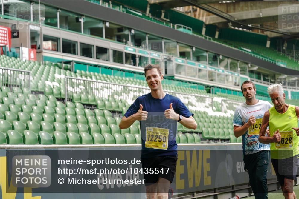 13.09.2026 - 21. swb-Marathon Bremen Michael Burmester http://msf.ph/oto/10435547 13.09.2026 10:25:51 Laufen im Stadion 10143, 10210, 10214, 10228, 10312, 10318, 10328, 10336, 10337, 10342, 10346, 10352, 10358, 10398, 10436, 10445, 10447, 10454, 10456, 10536, 10593, 10632, 10735, 10742, 10775, 10806, 10816, 10861, 10866, 10987, 10988, 11015, 11019, 11020, 11088, 11108, 11130, 11135, 11155, 11187, 11199, 11209, 11232, 11265, 11279, 11312, 11375, 11442, 11447, 11468, 11527, 11607, 11615, 11630, 11632, 11704, 11758, 11826, 11948, 12281, 12406, 12426, 12525, 13585 meine-sportfotos.de