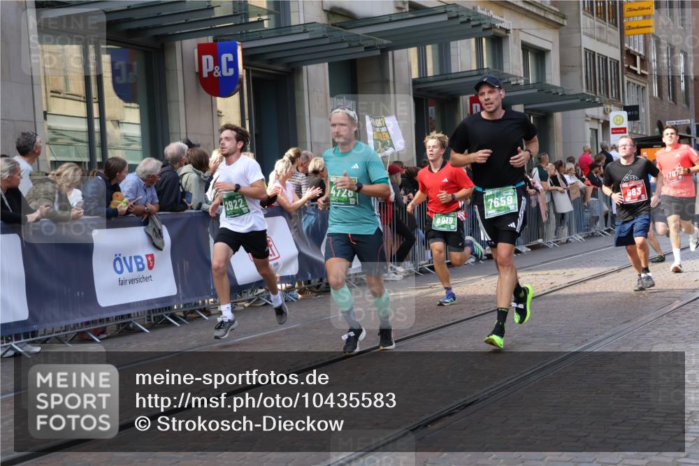 13.09.2026 - 21. swb-Marathon Bremen Strokosch-Dieckow http://msf.ph/oto/10435583 13.09.2026 13:14:02 Ziel 107, 235, 376, 469, 1043, 1125, 1492, 1542, 1814, 1998, 2043, 2084, 2203, 2913, 2922, 3085, 3545, 4452, 4728, 5794, 5836, 5986, 6130, 6145, 6506, 7029, 7117, 7591, 7659, 7826, 7963, 8456, 8919, 9783, 9868, 524, 670, 683, 1433, 1613, 1704, 1707, 1937, 2422, 2701, 2824, 3236, 3413, 5443, 5593, 5610, 6145, 6451, 7210, 7283, 7435, 7707, 7963, 8118, 8886, 9426, 9635, 9884, 10105 meine-sportfotos.de