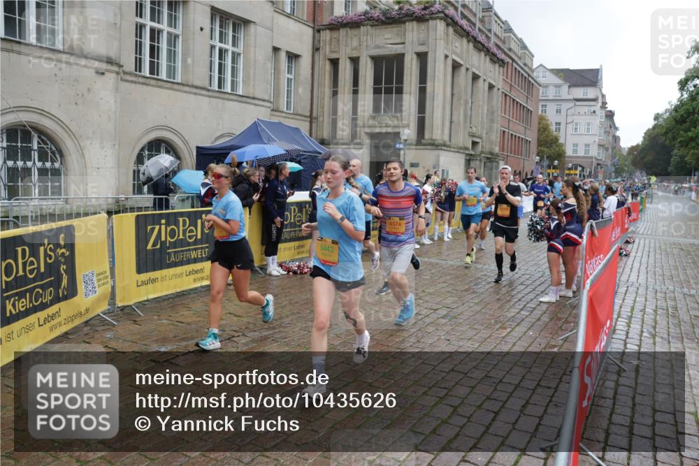 13.09.2026 - Kiel Lauf Yannick Fuchs http://msf.ph/oto/10435626 13.09.2026 11:46:15 Ziel  meine-sportfotos.de