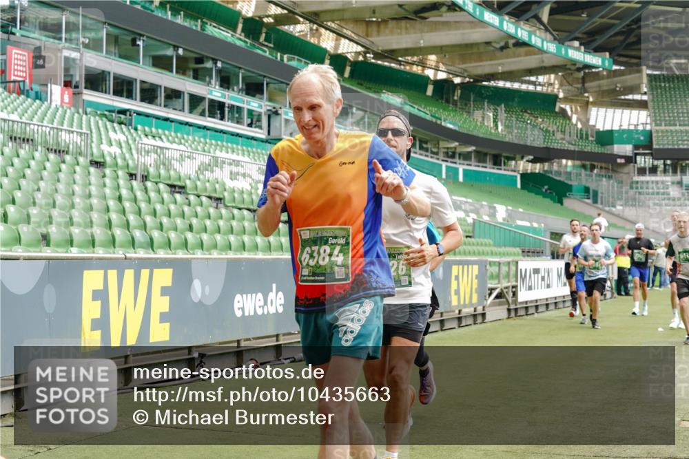 13.09.2026 - 21. swb-Marathon Bremen Michael Burmester http://msf.ph/oto/10435663 13.09.2026 13:05:29 Laufen im Stadion 109, 178, 217, 244, 287, 323, 394, 430, 454, 534, 536, 565, 578, 613, 647, 784, 891, 900, 1073, 1239, 1243, 1274, 1307, 1308, 1373, 1380, 1456, 1533, 1581, 1627, 1656, 1687, 1780, 1914, 1932, 1941, 2023, 2076, 2089, 2126, 2241, 2244, 2265, 2301, 2310, 2355, 2369, 2393, 2430, 2452, 2464, 2602, 2723, 2742, 2764, 2867, 2872, 2891, 2910, 2919, 2957, 2959, 2985, 3028, 3030, 3115, 3217, 3278, 3320, 3343, 3419, 3425, 3444, 3485, 3521, 3796, 3909 meine-sportfotos.de