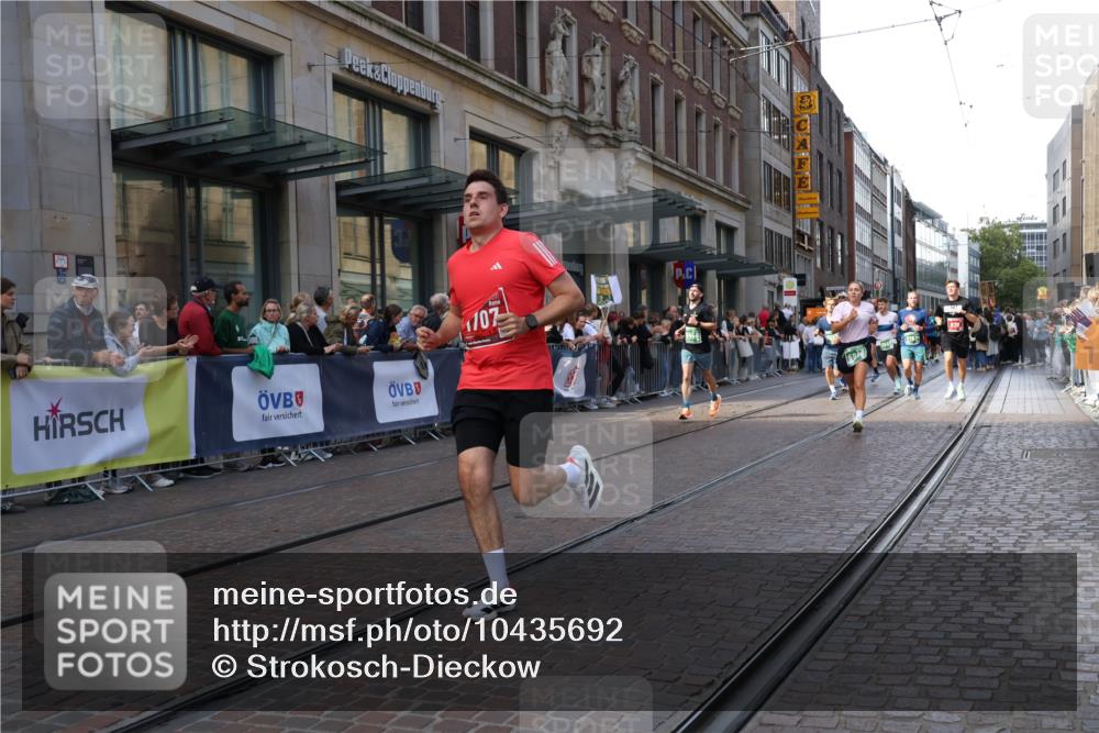 13.09.2026 - 21. swb-Marathon Bremen Strokosch-Dieckow http://msf.ph/oto/10435692 13.09.2026 13:14:05 Ziel 107, 235, 376, 469, 1043, 1125, 1492, 1542, 1814, 1998, 2043, 2084, 2203, 2913, 2922, 3085, 3545, 3821, 4452, 4685, 4728, 5794, 5836, 5986, 6130, 6506, 7117, 7591, 7659, 7826, 8456, 8919, 9783, 9868, 524, 670, 683, 1433, 1613, 1704, 1707, 1937, 2422, 2701, 2824, 3236, 5443, 5593, 5610, 6145, 6451, 7029, 7210, 7283, 7435, 7963, 8118, 8886, 9426, 9635, 9884, 10105 meine-sportfotos.de
