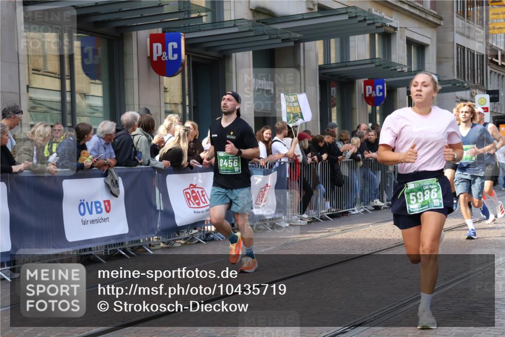 13.09.2026 - 21. swb-Marathon Bremen Strokosch-Dieckow http://msf.ph/oto/10435719 13.09.2026 13:14:06 Ziel 107, 235, 376, 469, 1043, 1125, 1492, 1542, 1814, 1998, 2043, 2084, 2203, 2913, 2922, 3085, 3545, 3821, 4452, 4685, 4728, 5794, 5836, 5986, 6130, 6506, 7117, 7591, 7659, 7826, 8456, 8919, 9783, 9868, 524, 670, 683, 1433, 1613, 1704, 1707, 1937, 2422, 2701, 2824, 3236, 5443, 5593, 5610, 6145, 6451, 7029, 7210, 7283, 7435, 7963, 8118, 8886, 9426, 9635, 9884, 10105 meine-sportfotos.de