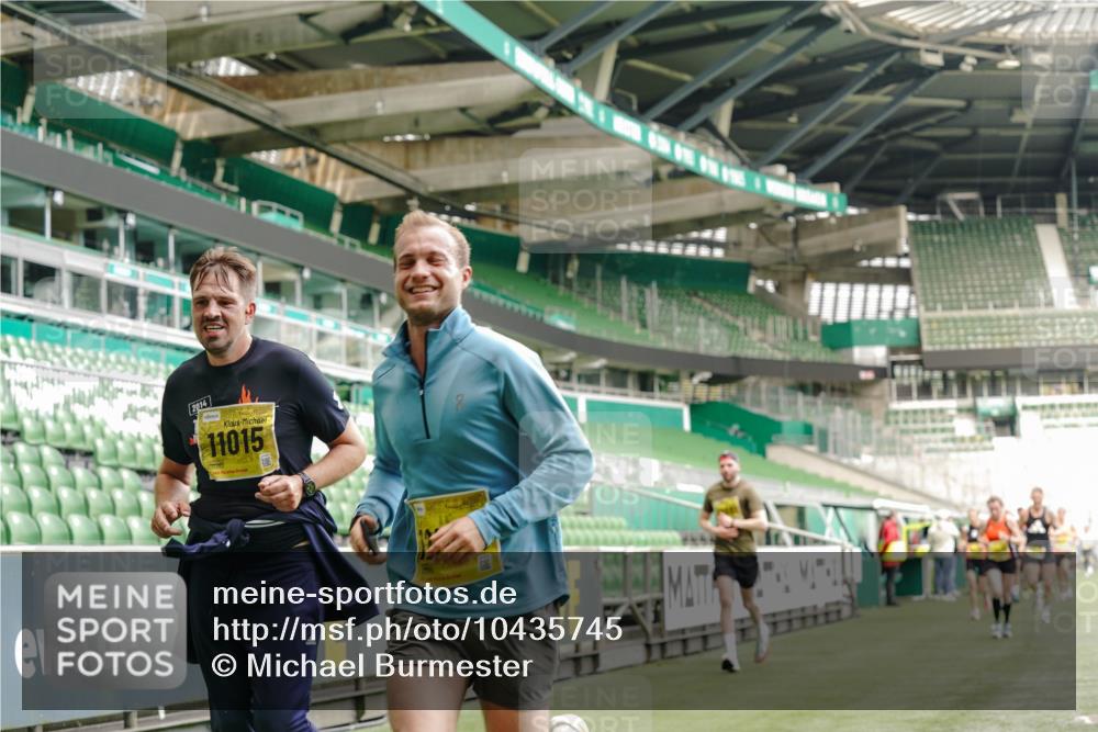 13.09.2026 - 21. swb-Marathon Bremen Michael Burmester http://msf.ph/oto/10435745 13.09.2026 10:25:56 Laufen im Stadion 10143, 10210, 10214, 10228, 10312, 10318, 10328, 10336, 10337, 10342, 10346, 10352, 10358, 10398, 10436, 10445, 10447, 10454, 10456, 10536, 10541, 10593, 10632, 10735, 10742, 10775, 10806, 10807, 10816, 10861, 10866, 10987, 10988, 11015, 11019, 11020, 11088, 11108, 11130, 11135, 11155, 11187, 11199, 11209, 11232, 11265, 11279, 11312, 11375, 11442, 11447, 11468, 11527, 11607, 11615, 11630, 11632, 11704, 11758, 11826, 11948, 12281, 12406, 12426, 13585 meine-sportfotos.de