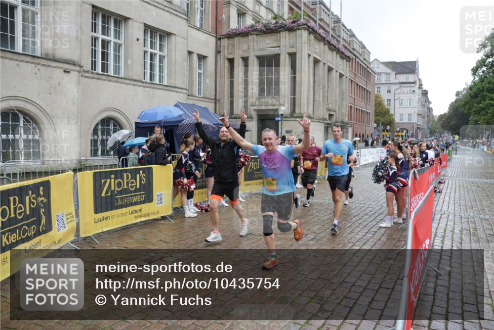 13.09.2026 - Kiel Lauf Yannick Fuchs http://msf.ph/oto/10435754 13.09.2026 11:46:25 Ziel  meine-sportfotos.de