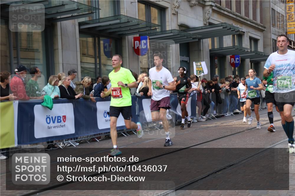 13.09.2026 - 21. swb-Marathon Bremen Strokosch-Dieckow http://msf.ph/oto/10436037 13.09.2026 13:14:16 Ziel 199, 376, 469, 615, 616, 1043, 1125, 1455, 1492, 1814, 2251, 2847, 2971, 2997, 3012, 3085, 3545, 3821, 3834, 4097, 4246, 4452, 4586, 4685, 5239, 5794, 5836, 5962, 6130, 6506, 7117, 7251, 7782, 7826, 8366, 8456, 9242, 9868, 10016, 107, 235, 1433, 1542, 1613, 1998, 2043, 2084, 2203, 2701, 2824, 2913, 2922, 3545, 4728, 5593, 5610, 5986, 6145, 7029, 7435, 7591, 7659, 7963, 8118, 8886, 8919, 9426, 9783, 10105 meine-sportfotos.de