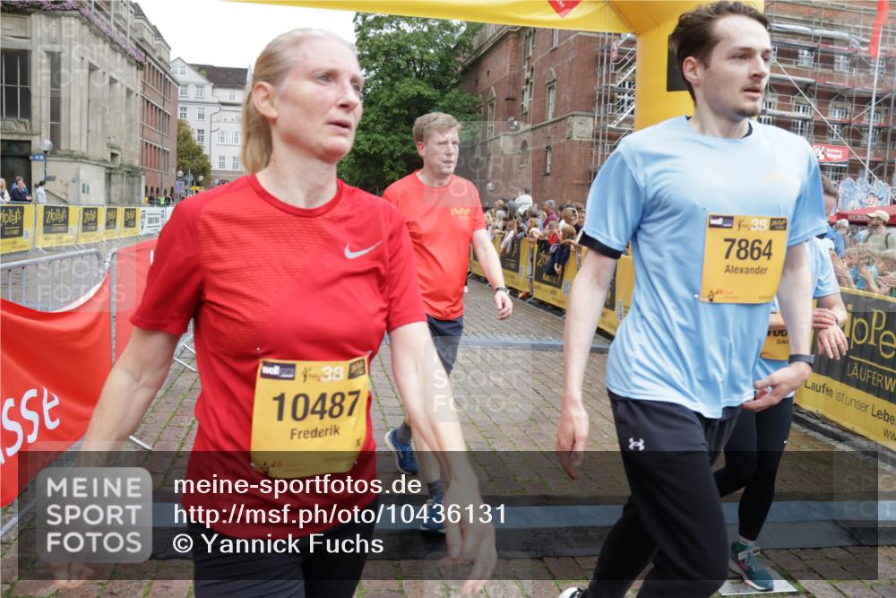 13.09.2026 - Kiel Lauf Yannick Fuchs http://msf.ph/oto/10436131 13.09.2026 09:50:14 Ziel 1366, 3042, 3602, 5535, 5619, 7142, 7864, 8023, 8042, 8890, 9683, 9780, 9793, 10074, 10108, 10487, 10491, 10548, 10653, 11565, 11814, 639, 951, 1033, 1796, 2066, 2110, 2366, 2976, 3571, 3687, 3914, 4067, 4125, 4856, 5791, 6359, 6658, 6706, 6707, 7606, 7641, 7884, 7937, 8128, 8584, 8585, 8589, 8790, 8890, 9122, 9780, 10105, 10159, 10178, 10229, 10565, 10990, 11973, 12045, 12047, 12462, 12560, 12749, 1545, 2811, 2816, 3289, 3561, 3698, 4229, 5184, 5254, 5596 meine-sportfotos.de