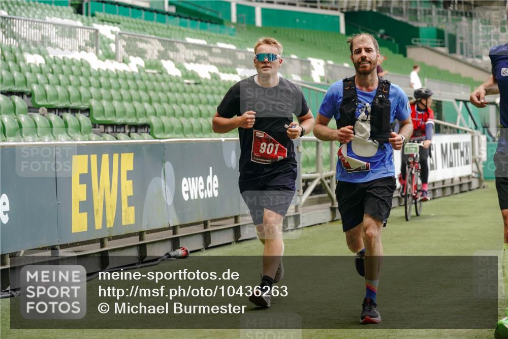 13.09.2026 - 21. swb-Marathon Bremen Michael Burmester http://msf.ph/oto/10436263 13.09.2026 12:38:54 Laufen im Stadion 277, 346, 807, 895, 901, 1090, 1118, 1248, 1320, 1323, 1472, 1576, 1587, 1604, 1717, 1751, 1758, 1795, 1800, 1852, 1911, 2049, 2099, 2141, 2352, 2585, 2670, 3080, 3606, 3744, 5160, 5163, 5912, 6112, 7650, 8077, 8081, 8467, 9399, 9522, 9617, 9630, 250, 272, 850, 1089, 1550, 1875, 1993, 4232, 7692, 8075, 13033 meine-sportfotos.de