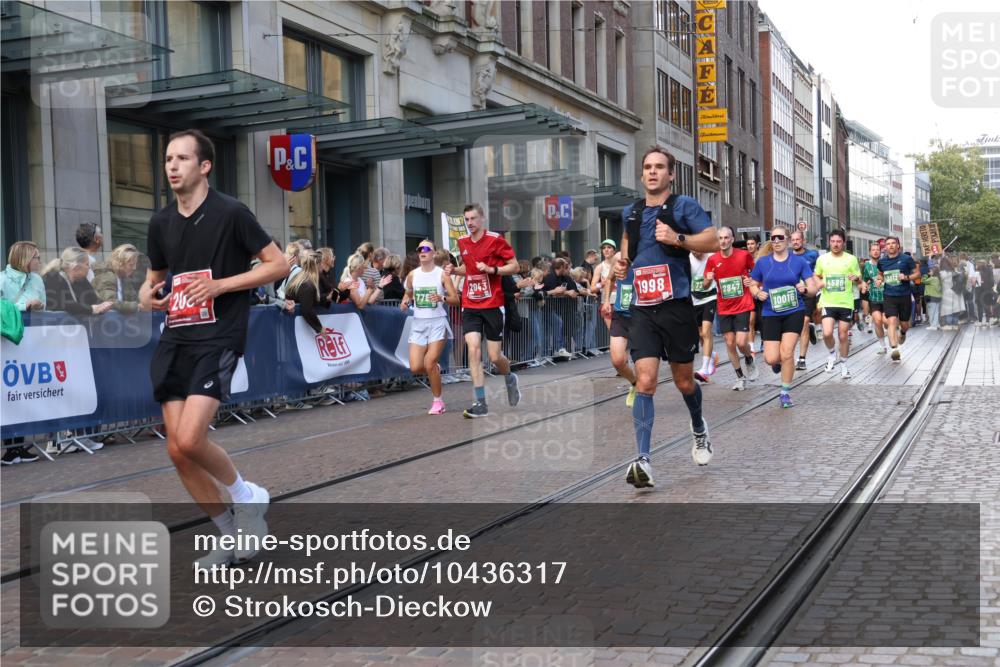 13.09.2026 - 21. swb-Marathon Bremen Strokosch-Dieckow http://msf.ph/oto/10436317 13.09.2026 13:14:25 Ziel 199, 376, 615, 616, 889, 1455, 1748, 1814, 2251, 2847, 2971, 2997, 3012, 3057, 3175, 3206, 3821, 3834, 4097, 4226, 4246, 4569, 4586, 4685, 4968, 5239, 5315, 5649, 5794, 5796, 5962, 6404, 6472, 6506, 7117, 7251, 7782, 8366, 8409, 9242, 9523, 9868, 10016, 13141, 107, 235, 376, 469, 1043, 1125, 1492, 1542, 1613, 1814, 1998, 2043, 2084, 2203, 2913, 2922, 3085, 3545, 4452, 4728, 5836, 5986, 6130, 6145, 6506, 7029, 7435, 7591, 7659, 7963, 8886, 8919, 9783 meine-sportfotos.de