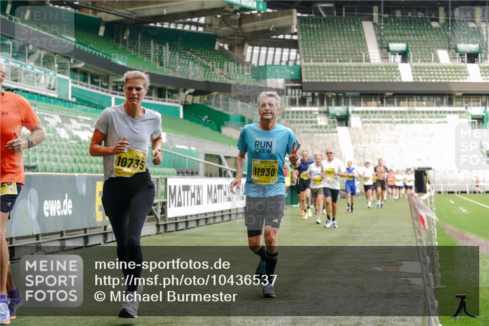13.09.2026 - 21. swb-Marathon Bremen Michael Burmester http://msf.ph/oto/10436537 13.09.2026 10:26:19 Laufen im Stadion 10096, 10143, 10172, 10210, 10214, 10228, 10231, 10289, 10312, 10318, 10319, 10336, 10342, 10346, 10352, 10358, 10398, 10436, 10445, 10447, 10454, 10456, 10464, 10504, 10514, 10536, 10541, 10583, 10628, 10638, 10735, 10742, 10744, 10806, 10807, 10816, 10861, 10866, 10873, 10956, 10987, 10988, 10992, 11015, 11019, 11020, 11063, 11088, 11108, 11130, 11135, 11155, 11187, 11193, 11199, 11209, 11232, 11265, 11279, 11312, 11447, 11468, 11615, 11758, 11948 meine-sportfotos.de