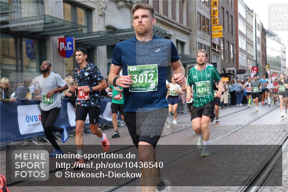 13.09.2026 - 21. swb-Marathon Bremen Strokosch-Dieckow http://msf.ph/oto/10436540 13.09.2026 13:14:29 Ziel 199, 615, 616, 889, 1455, 1510, 1748, 2251, 2847, 2971, 2997, 3012, 3057, 3175, 3206, 3504, 3834, 4097, 4226, 4246, 4569, 4586, 4685, 4968, 5239, 5315, 5471, 5649, 5796, 5962, 6379, 6404, 6472, 6528, 7251, 7782, 8238, 8366, 8409, 9242, 9523, 9797, 10016, 13141, 107, 235, 376, 469, 1043, 1125, 1492, 1542, 1814, 1998, 2043, 2084, 2203, 2913, 2922, 3085, 3545, 3821, 4452, 4685, 4728, 5794, 5836, 5986, 6130, 6506, 7591, 7659, 8919, 9783 meine-sportfotos.de