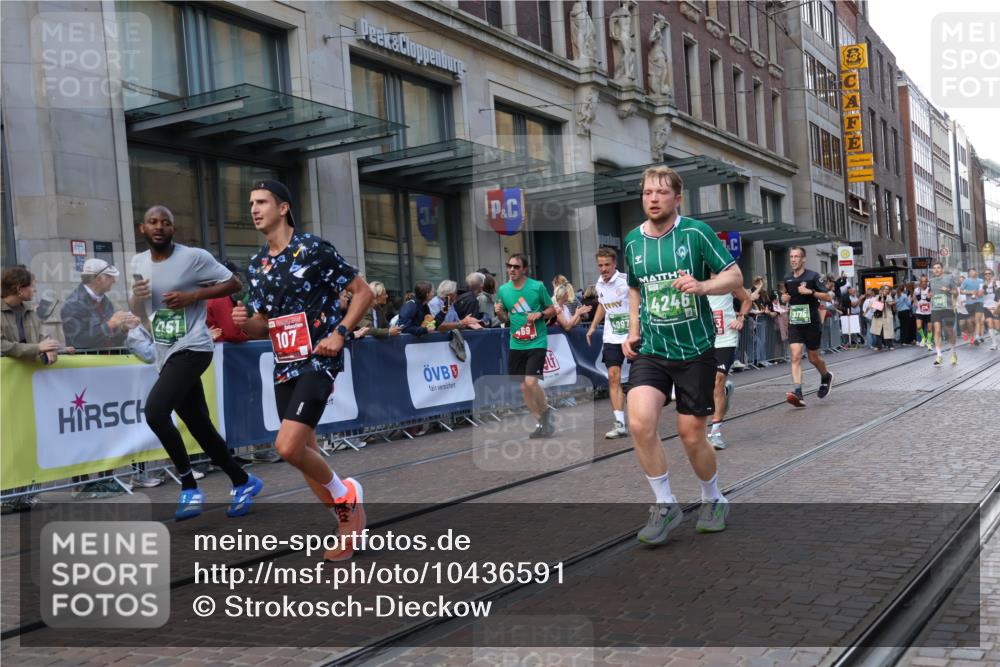 13.09.2026 - 21. swb-Marathon Bremen Strokosch-Dieckow http://msf.ph/oto/10436591 13.09.2026 13:14:30 Ziel 199, 615, 616, 889, 1455, 1510, 1748, 2251, 2847, 2971, 2997, 3012, 3057, 3175, 3206, 3504, 3717, 3834, 4097, 4226, 4246, 4569, 4586, 4968, 5239, 5315, 5471, 5649, 5796, 5962, 6379, 6404, 6472, 6528, 7251, 7782, 8238, 8366, 8409, 9242, 9523, 9797, 10016, 13141, 107, 235, 376, 469, 1043, 1125, 1492, 1542, 1814, 1998, 2043, 2084, 2203, 2913, 2922, 3085, 3545, 3821, 4452, 4685, 4728, 5794, 5836, 5986, 6130, 6506, 7591, 7659, 8919, 9783 meine-sportfotos.de