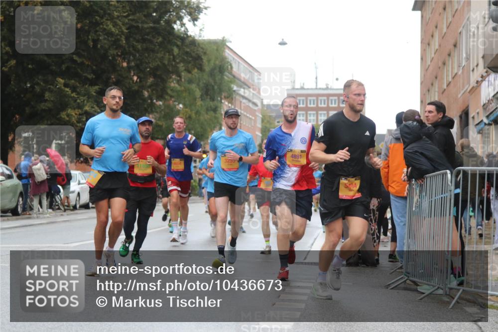 13.09.2026 - Kiel Lauf Markus Tischler http://msf.ph/oto/10436673 13.09.2026 11:43:22 Fleethörn 4891, 3255, 4654, 11898 meine-sportfotos.de