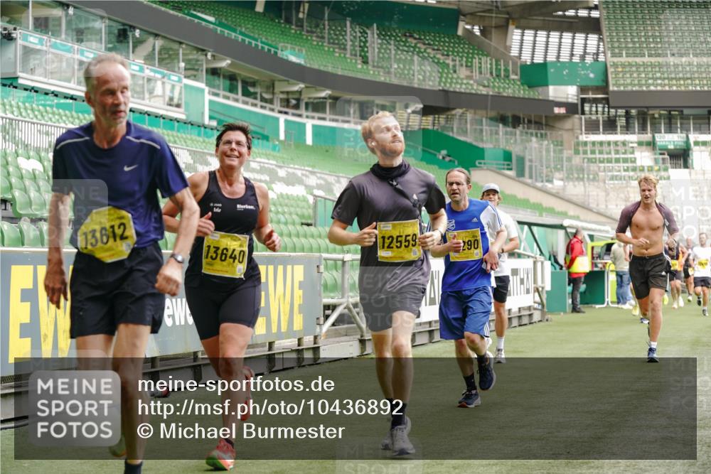 13.09.2026 - 21. swb-Marathon Bremen Michael Burmester http://msf.ph/oto/10436892 13.09.2026 10:26:28 Laufen im Stadion 10096, 10143, 10172, 10210, 10214, 10228, 10231, 10289, 10312, 10318, 10319, 10336, 10342, 10346, 10352, 10398, 10436, 10445, 10447, 10454, 10464, 10489, 10504, 10514, 10536, 10541, 10583, 10628, 10638, 10735, 10742, 10744, 10806, 10807, 10861, 10866, 10873, 10956, 10987, 10988, 10992, 11015, 11019, 11020, 11060, 11063, 11088, 11108, 11110, 11130, 11135, 11155, 11187, 11193, 11199, 11209, 11232, 11279, 11312, 11447, 11468, 11615, 11758 meine-sportfotos.de