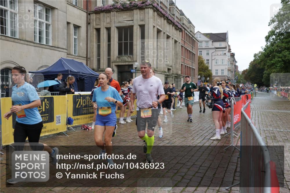 13.09.2026 - Kiel Lauf Yannick Fuchs http://msf.ph/oto/10436923 13.09.2026 11:48:07 Ziel  meine-sportfotos.de
