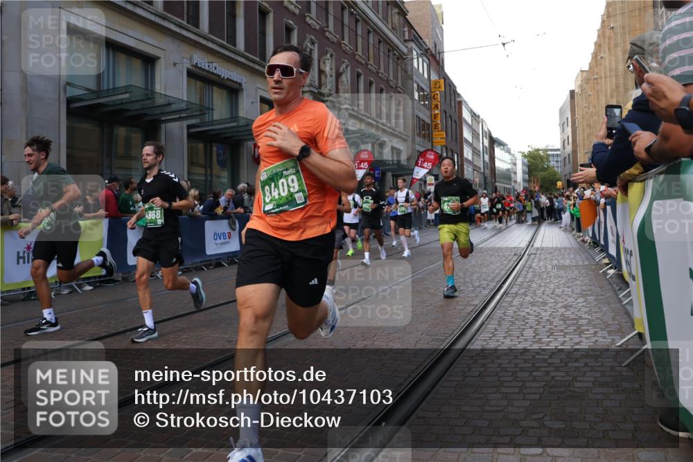 13.09.2026 - 21. swb-Marathon Bremen Strokosch-Dieckow http://msf.ph/oto/10437103 13.09.2026 13:14:40 Ziel 615, 616, 889, 1455, 1510, 1748, 2383, 3057, 3175, 3206, 3504, 3717, 4097, 4226, 4246, 4382, 4569, 4968, 4992, 5294, 5298, 5315, 5417, 5471, 5649, 5796, 5962, 6351, 6379, 6404, 6472, 6521, 6528, 6717, 7190, 7432, 8238, 8409, 9338, 9363, 9523, 9797, 13141, 199, 376, 469, 1043, 1125, 1455, 1492, 1814, 2251, 2847, 2913, 2971, 2997, 3012, 3085, 3545, 3821, 3834, 4097, 4246, 4452, 4586, 4685, 5239, 5794, 5836, 5962, 5986, 6130, 6506 meine-sportfotos.de