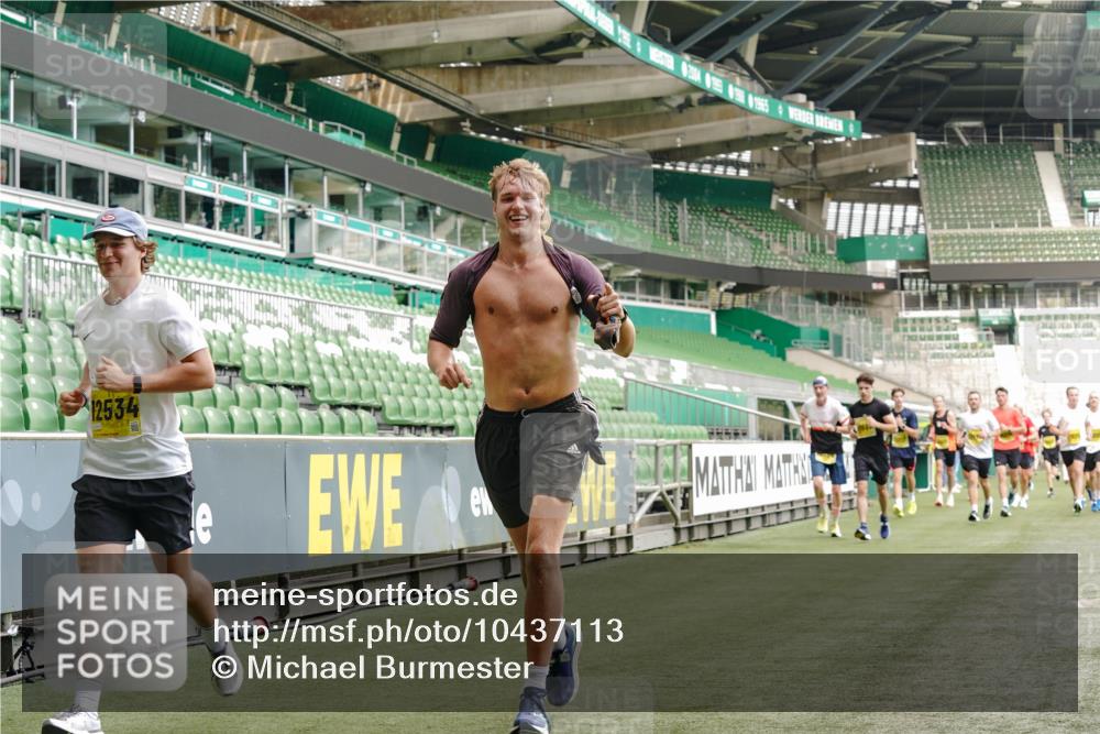 13.09.2026 - 21. swb-Marathon Bremen Michael Burmester http://msf.ph/oto/10437113 13.09.2026 10:26:32 Laufen im Stadion 10096, 10143, 10172, 10210, 10214, 10228, 10231, 10289, 10310, 10312, 10318, 10319, 10336, 10342, 10346, 10352, 10398, 10436, 10445, 10447, 10454, 10464, 10489, 10504, 10514, 10536, 10541, 10583, 10628, 10638, 10735, 10742, 10744, 10806, 10807, 10861, 10866, 10873, 10897, 10956, 10987, 10988, 10992, 11015, 11019, 11020, 11060, 11063, 11088, 11108, 11110, 11130, 11135, 11155, 11187, 11193, 11199, 11209, 11232, 11279, 11312, 11447 meine-sportfotos.de