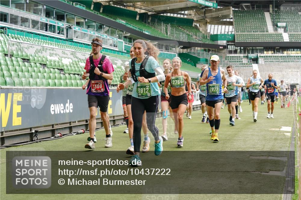 13.09.2026 - 21. swb-Marathon Bremen Michael Burmester http://msf.ph/oto/10437222 13.09.2026 13:05:55 Laufen im Stadion 109, 178, 217, 244, 287, 303, 310, 323, 372, 394, 430, 454, 536, 565, 578, 613, 647, 784, 891, 900, 1073, 1083, 1205, 1239, 1243, 1274, 1307, 1308, 1365, 1373, 1380, 1437, 1456, 1533, 1545, 1574, 1581, 1627, 1656, 1687, 1780, 1823, 1848, 1909, 1914, 1932, 1941, 2023, 2076, 2089, 2126, 2241, 2244, 2265, 2275, 2301, 2310, 2355, 2356, 2393, 2430, 2452, 2464, 2602, 2723, 2742, 2764, 2867, 2902, 2910, 2919, 2957, 2959, 2985, 3030, 3115, 3217, 3278, 3320, 3343, 3419, 3444, 3485 meine-sportfotos.de