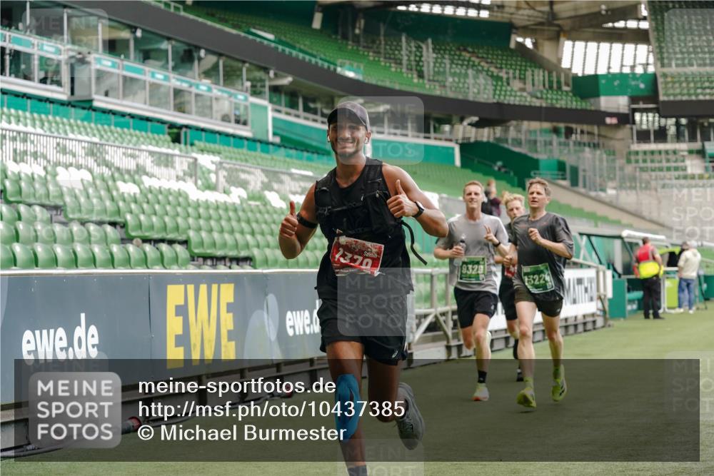 13.09.2026 - 21. swb-Marathon Bremen Michael Burmester http://msf.ph/oto/10437385 13.09.2026 12:39:52 Laufen im Stadion 126, 277, 453, 671, 807, 862, 901, 912, 1136, 1248, 1320, 1323, 1379, 1472, 1508, 1540, 1576, 1587, 1717, 1751, 1758, 1795, 1800, 1852, 1860, 1901, 1911, 1950, 2049, 2099, 3744, 4381, 5160, 5163, 5912, 6201, 6630, 7118, 7671, 8467, 9630, 10034, 13080, 13224, 365, 850, 1288, 1385, 1485, 1550, 1583, 1875, 1993, 2073, 3617, 4232, 7244, 7692, 7768, 8075, 8729, 13033 meine-sportfotos.de