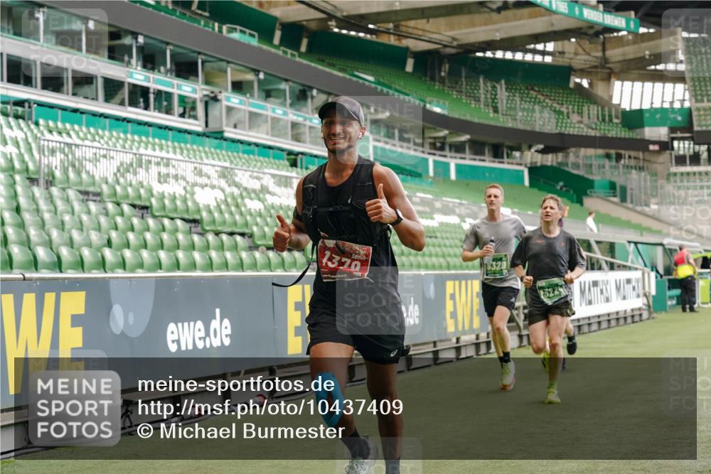 13.09.2026 - 21. swb-Marathon Bremen Michael Burmester http://msf.ph/oto/10437409 13.09.2026 12:39:53 Laufen im Stadion 126, 277, 453, 671, 807, 862, 901, 912, 1136, 1248, 1320, 1323, 1379, 1472, 1508, 1540, 1576, 1587, 1717, 1751, 1758, 1795, 1800, 1852, 1860, 1901, 1911, 1930, 1950, 2049, 2099, 3744, 4381, 5160, 5163, 5912, 6201, 6630, 7118, 7671, 8467, 9630, 10034, 13080, 13224, 365, 850, 1288, 1385, 1485, 1550, 1583, 1875, 1993, 2073, 3617, 4232, 7244, 7692, 7768, 8075, 8729, 13033 meine-sportfotos.de