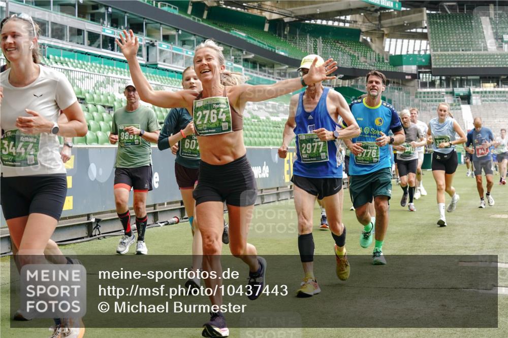 13.09.2026 - 21. swb-Marathon Bremen Michael Burmester http://msf.ph/oto/10437443 13.09.2026 13:05:57 Laufen im Stadion 109, 178, 217, 244, 287, 303, 310, 323, 372, 394, 430, 454, 536, 565, 578, 613, 647, 784, 891, 900, 1073, 1083, 1205, 1239, 1243, 1274, 1307, 1308, 1365, 1373, 1380, 1437, 1456, 1533, 1545, 1574, 1581, 1627, 1656, 1687, 1780, 1823, 1848, 1909, 1914, 1932, 1941, 2023, 2076, 2089, 2126, 2241, 2244, 2265, 2275, 2301, 2310, 2355, 2356, 2393, 2430, 2452, 2464, 2602, 2707, 2723, 2742, 2764, 2867, 2902, 2910, 2919, 2957, 2959, 2985, 3030, 3115, 3217, 3278, 3320, 3343, 3419, 3444, 3485 meine-sportfotos.de