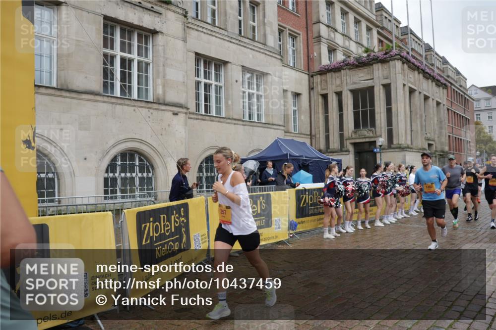 13.09.2026 - Kiel Lauf Yannick Fuchs http://msf.ph/oto/10437459 13.09.2026 11:48:41 Ziel  meine-sportfotos.de