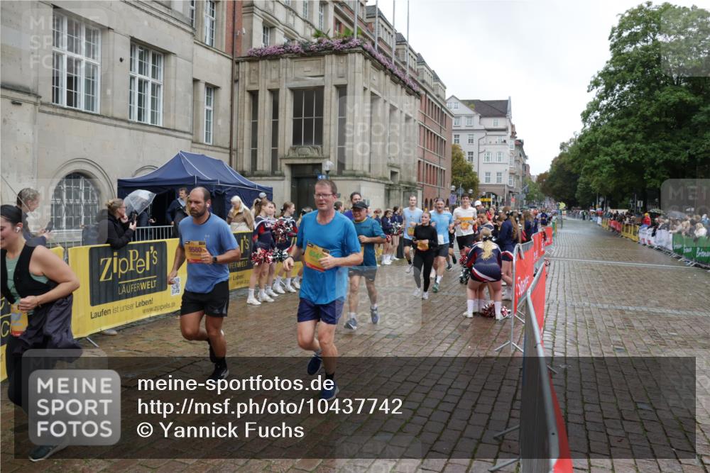 13.09.2026 - Kiel Lauf Yannick Fuchs http://msf.ph/oto/10437742 13.09.2026 11:49:00 Ziel  meine-sportfotos.de