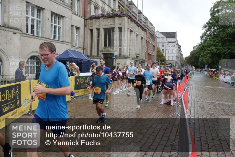 13.09.2026 - Kiel Lauf Yannick Fuchs http://msf.ph/oto/10437755 13.09.2026 11:49:01 Ziel  meine-sportfotos.de