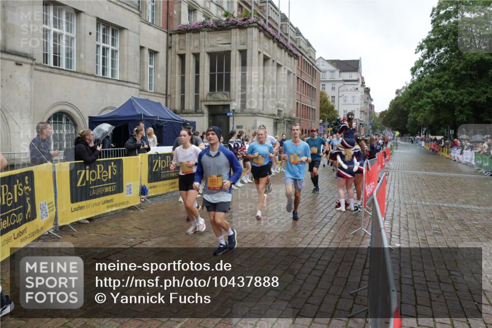 13.09.2026 - Kiel Lauf Yannick Fuchs http://msf.ph/oto/10437888 13.09.2026 11:49:09 Ziel  meine-sportfotos.de