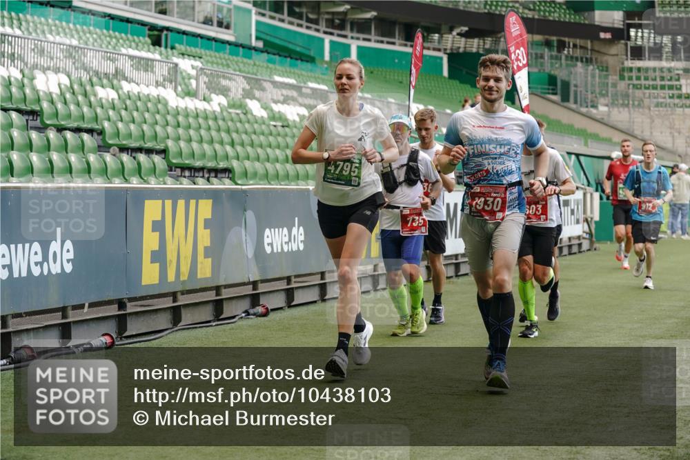 13.09.2026 - 21. swb-Marathon Bremen Michael Burmester http://msf.ph/oto/10438103 13.09.2026 12:40:33 Laufen im Stadion 126, 371, 453, 603, 640, 650, 671, 735, 744, 807, 862, 912, 957, 1136, 1336, 1379, 1381, 1508, 1540, 1571, 1614, 1758, 1795, 1797, 1800, 1852, 1860, 1901, 1930, 1950, 2049, 2099, 2986, 3744, 4381, 4936, 6201, 6630, 7118, 7671, 8065, 9065, 9329, 9630, 10034, 13080, 13224, 365, 466, 658, 850, 1090, 1288, 1385, 1485, 1583, 1604, 1754, 1993, 2073, 2585, 3617, 7244, 7768, 8075, 8729, 13033 meine-sportfotos.de