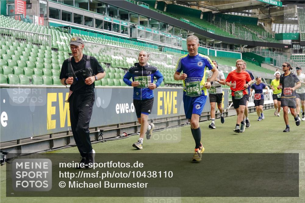 13.09.2026 - 21. swb-Marathon Bremen Michael Burmester http://msf.ph/oto/10438110 13.09.2026 13:06:10 Laufen im Stadion 109, 178, 217, 244, 287, 303, 310, 323, 372, 394, 430, 454, 536, 578, 613, 647, 784, 831, 891, 900, 1073, 1083, 1205, 1239, 1243, 1274, 1307, 1308, 1365, 1369, 1380, 1437, 1533, 1545, 1574, 1581, 1627, 1656, 1780, 1823, 1848, 1909, 1914, 1932, 1941, 2023, 2076, 2089, 2090, 2126, 2241, 2244, 2265, 2275, 2301, 2310, 2355, 2356, 2393, 2440, 2464, 2602, 2707, 2723, 2742, 2764, 2867, 2902, 2919, 2959, 2985, 3030, 3115, 3278, 3320, 3343, 3444, 3485 meine-sportfotos.de