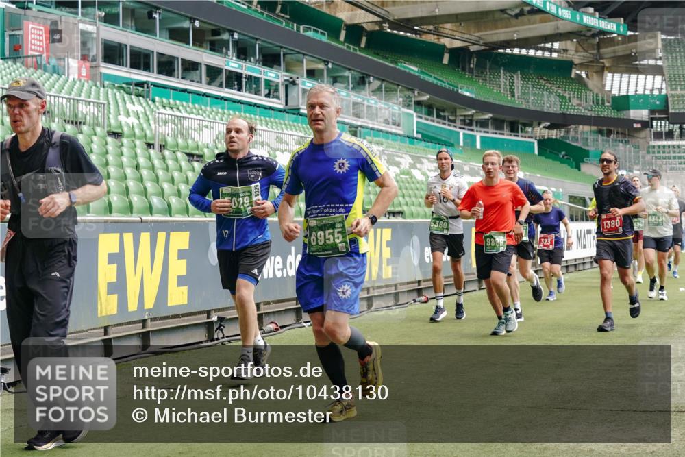 13.09.2026 - 21. swb-Marathon Bremen Michael Burmester http://msf.ph/oto/10438130 13.09.2026 13:06:10 Laufen im Stadion 109, 178, 217, 244, 287, 303, 310, 323, 372, 394, 430, 454, 536, 578, 613, 647, 784, 831, 891, 900, 1073, 1083, 1205, 1239, 1243, 1274, 1307, 1308, 1365, 1369, 1380, 1437, 1533, 1545, 1574, 1581, 1627, 1656, 1780, 1823, 1848, 1909, 1914, 1932, 1941, 2023, 2076, 2089, 2090, 2126, 2241, 2244, 2265, 2275, 2301, 2310, 2355, 2356, 2393, 2440, 2464, 2602, 2707, 2723, 2742, 2764, 2867, 2902, 2919, 2959, 2985, 3030, 3115, 3278, 3320, 3343, 3444, 3485 meine-sportfotos.de