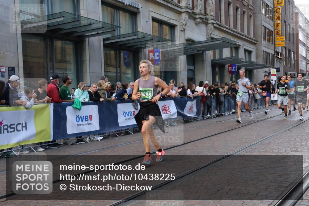 13.09.2026 - 21. swb-Marathon Bremen Strokosch-Dieckow http://msf.ph/oto/10438225 13.09.2026 13:15:06 Ziel 1445, 1664, 3346, 3357, 3743, 4111, 4212, 4646, 4653, 4663, 5003, 5149, 5385, 6011, 6162, 6526, 6773, 6902, 7203, 7291, 7346, 7497, 7515, 7717, 7730, 7992, 8086, 8254, 8255, 9029, 9253, 9391, 9483, 9777, 13137, 13139, 615, 616, 889, 1510, 1664, 1748, 2383, 3057, 3175, 3206, 3504, 3717, 4226, 4382, 4569, 4968, 4992, 5149, 5294, 5298, 5315, 5417, 5471, 5649, 5796, 6351, 6379, 6404, 6472, 6521, 6528, 6717, 7190, 7432, 8238, 9338, 9363, 9523, 9797, 13141 meine-sportfotos.de